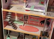 Grajewo ogłoszenia: Sprzedam duży drewniany domek dla lalek sta bdb. - zdjęcie